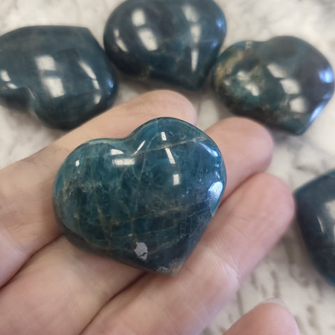 Apatite Puffy Hearts